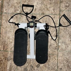 Mini stepper resistance bands